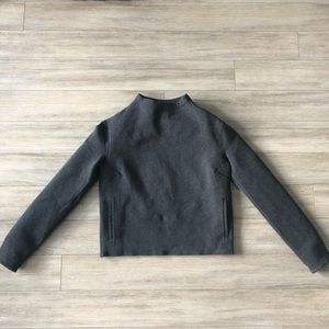 Lululemon Mock Neck Pullover 🌟